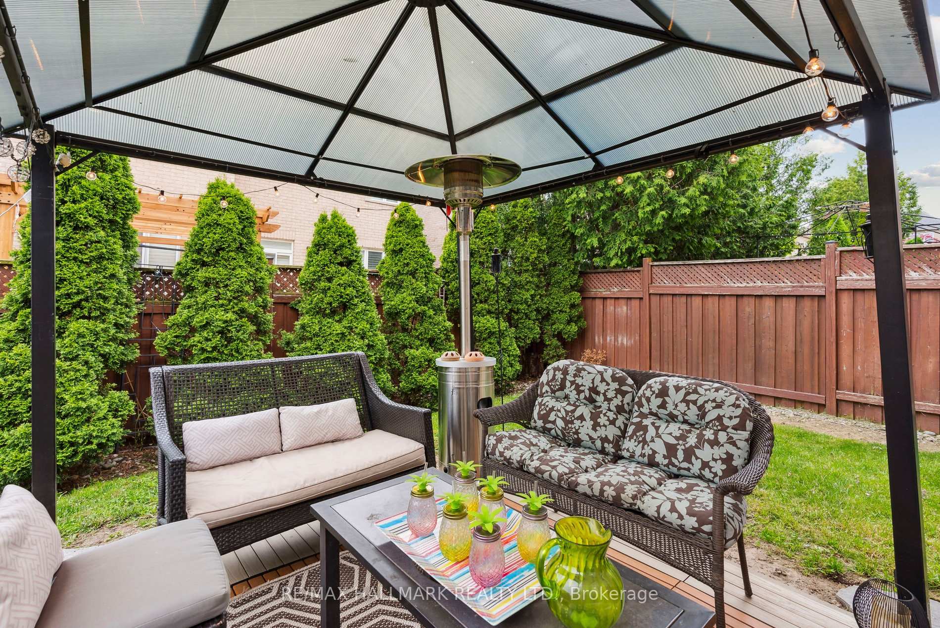Photo 29 of 21 Amberty Street, Vaughan, Patterson — HOMEH