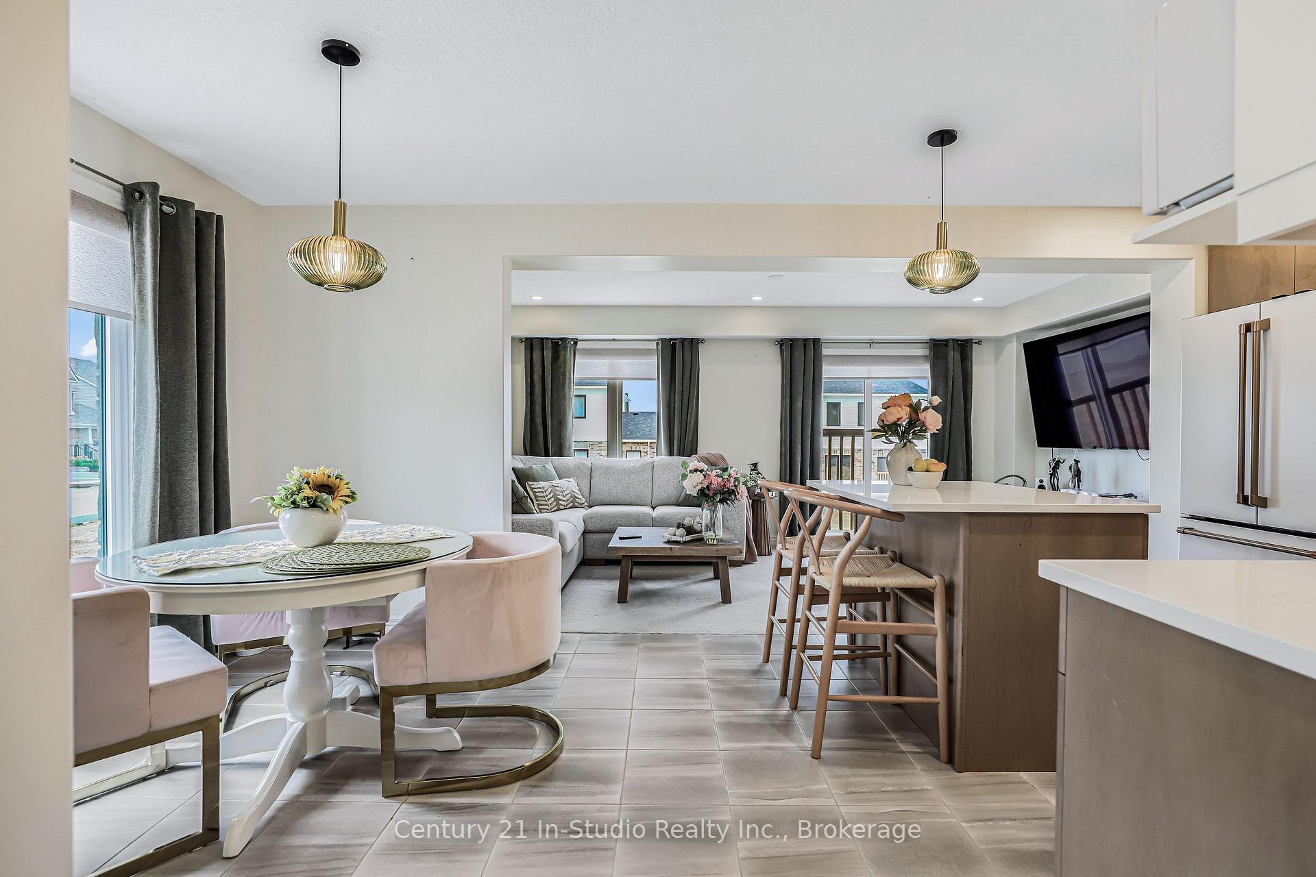 Photo 6 of 117 Fitzgerald Street, Grey Highlands — HOMEH