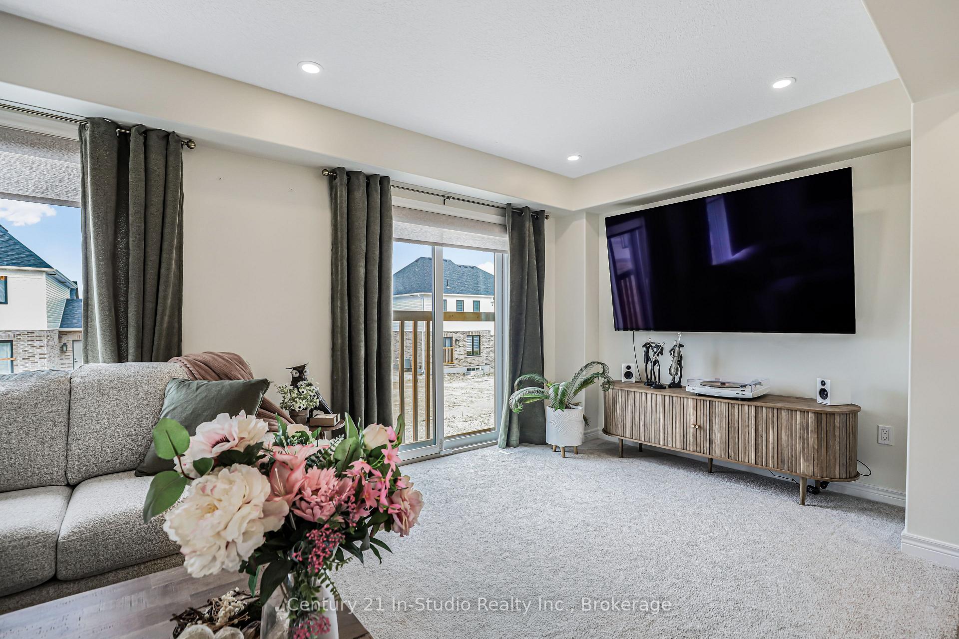 Photo 15 of 117 Fitzgerald Street, Grey Highlands — HOMEH