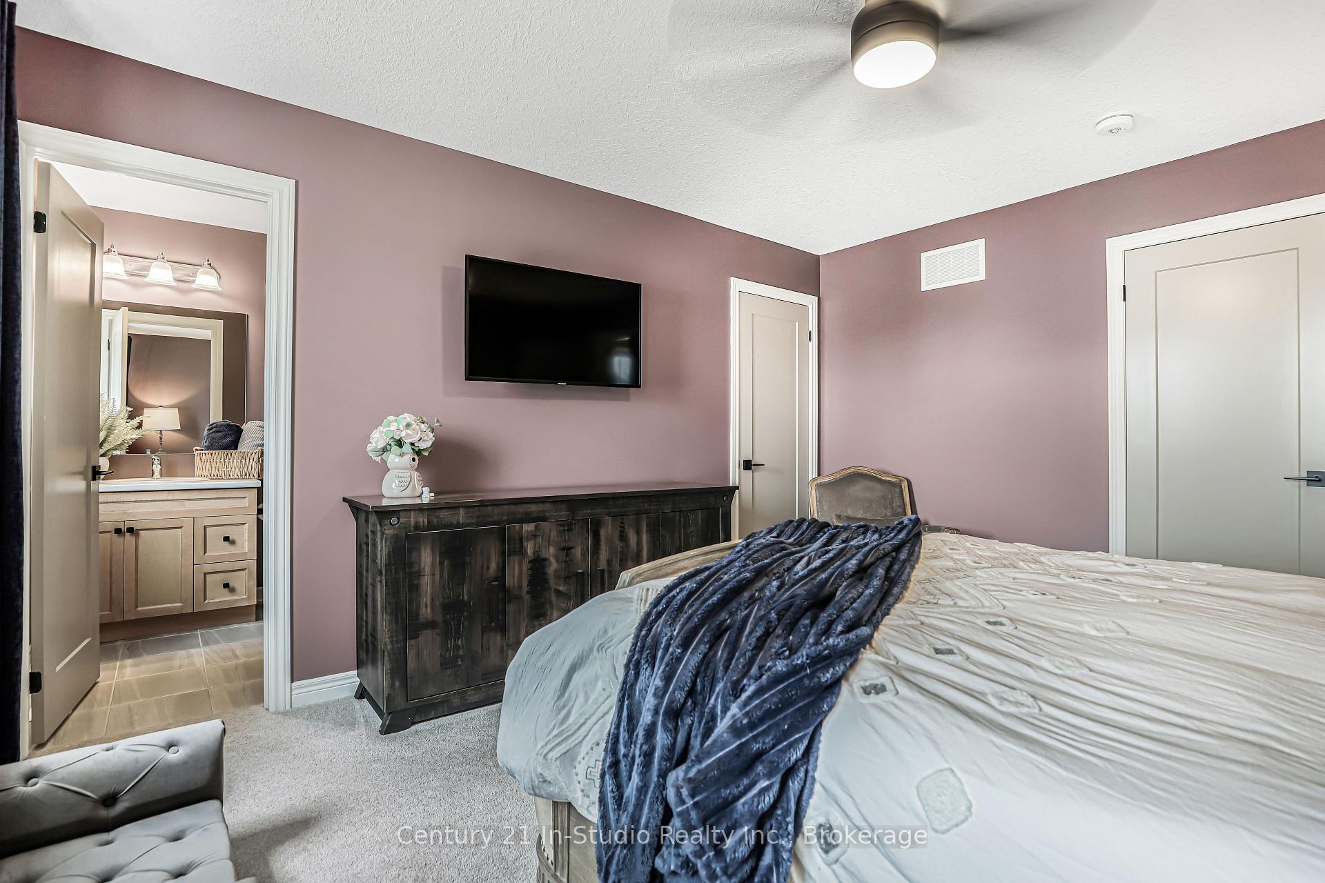 Photo 25 of 117 Fitzgerald Street, Grey Highlands — HOMEH
