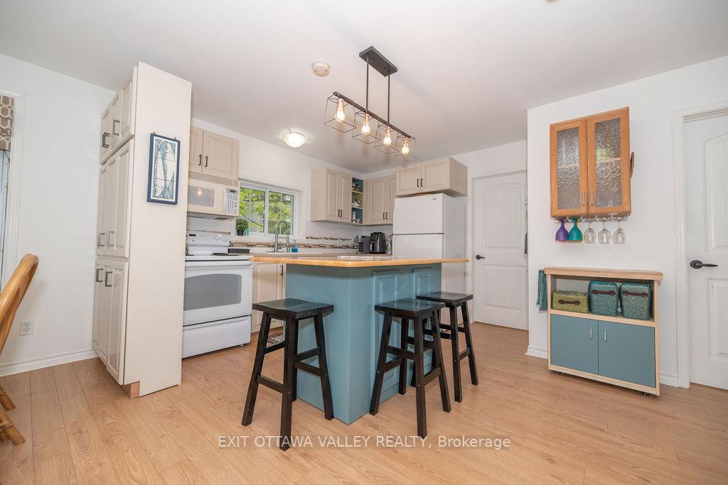 Photo 9 of Unit A&C, 342 McAnulty Road, Deep River — HOMEH