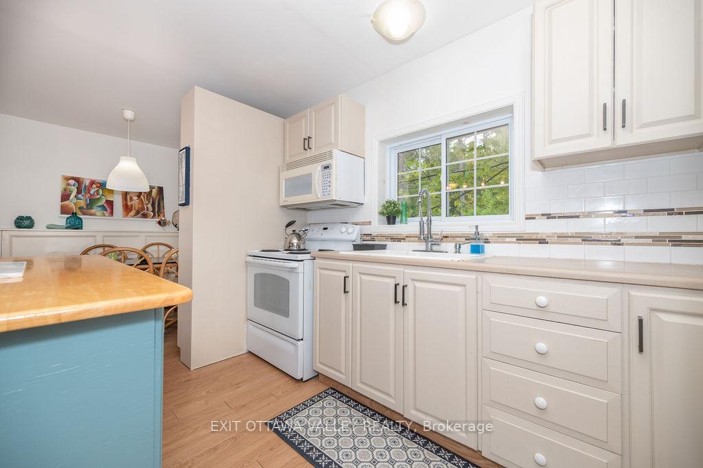 Photo 14 of Unit A&C, 342 McAnulty Road, Deep River — HOMEH