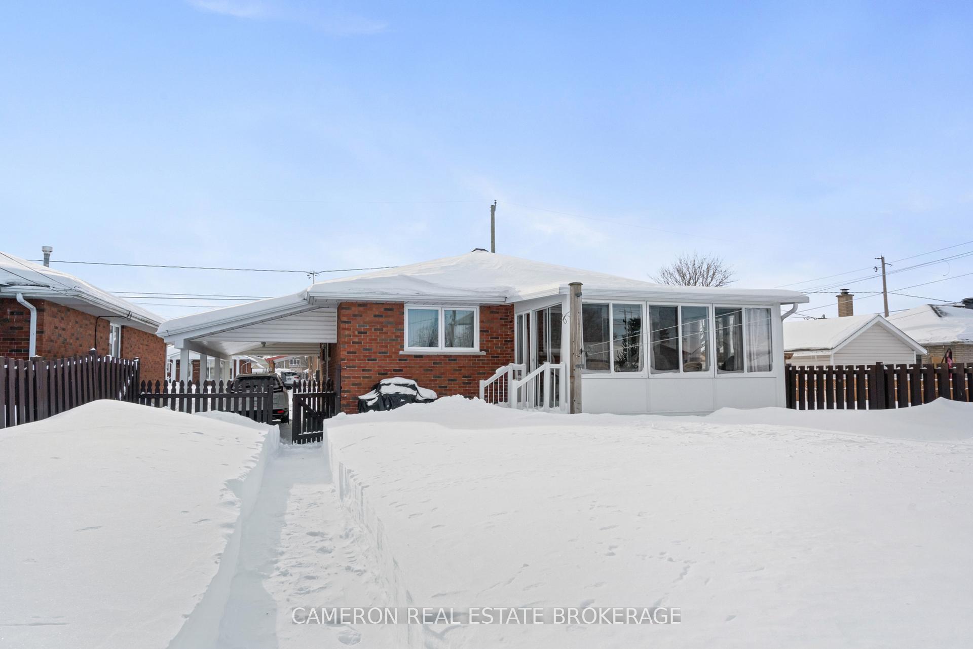 Photo 18 of 824 Guy Street, Cornwall — HOMEH