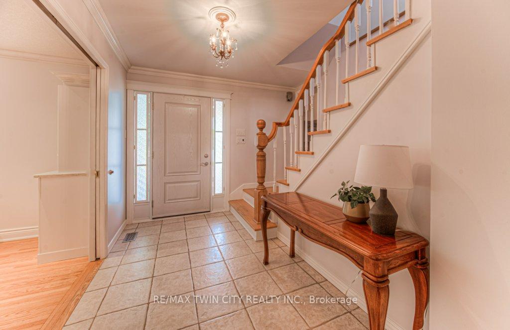 Photo 39 of 211 Ripplewood Crescent, Kitchener — HOMEH