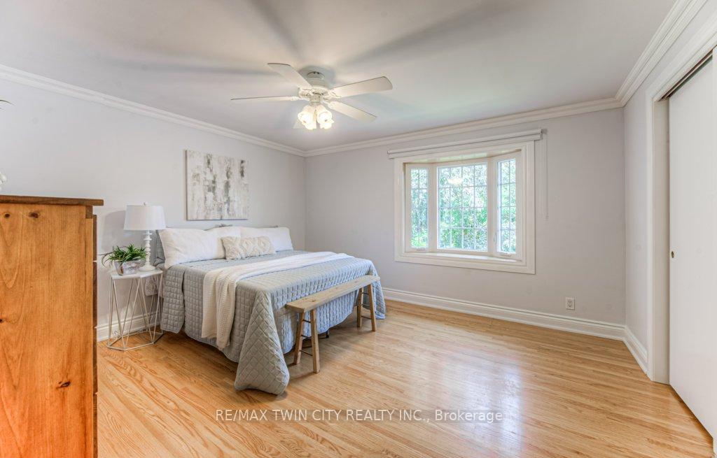 Photo 45 of 211 Ripplewood Crescent, Kitchener — HOMEH