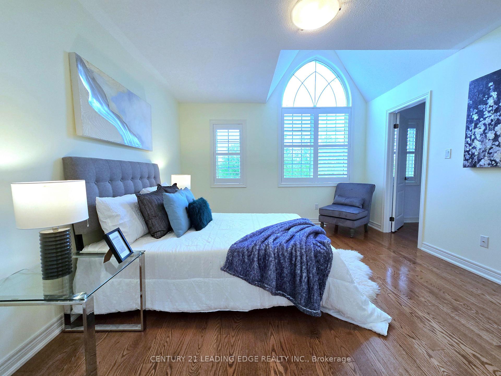 Photo 21 of 6 Castleglen Boulevard, Markham, Berczy — HOMEH