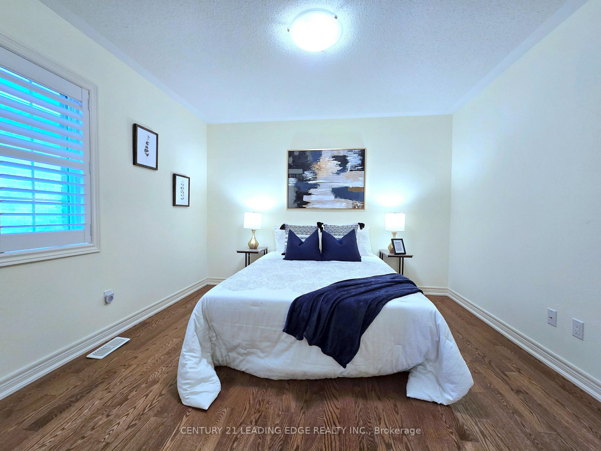 Photo 31 of 6 Castleglen Boulevard, Markham, Berczy — HOMEH