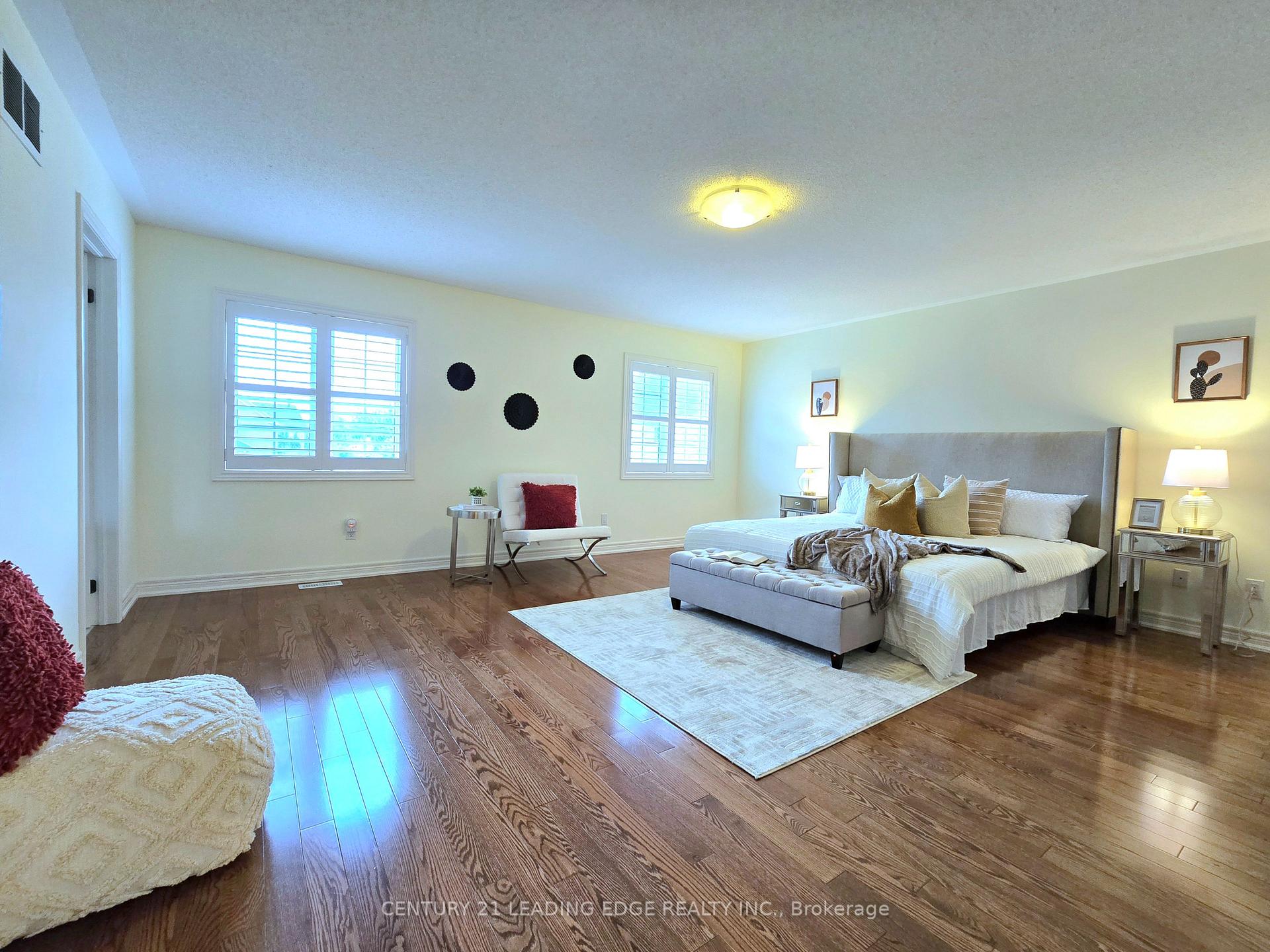 Photo 30 of 6 Castleglen Boulevard, Markham, Berczy — HOMEH