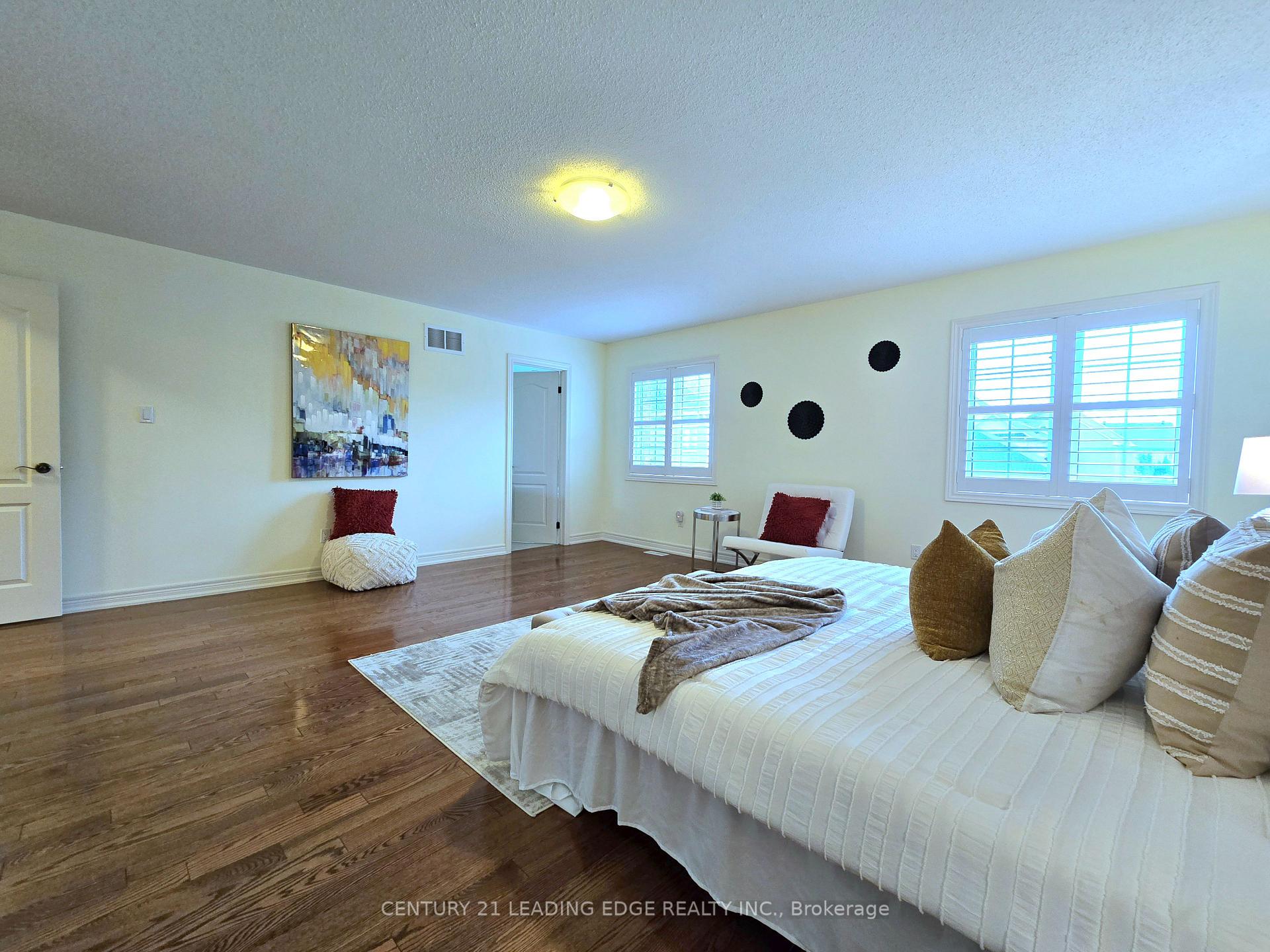 Photo 33 of 6 Castleglen Boulevard, Markham, Berczy — HOMEH