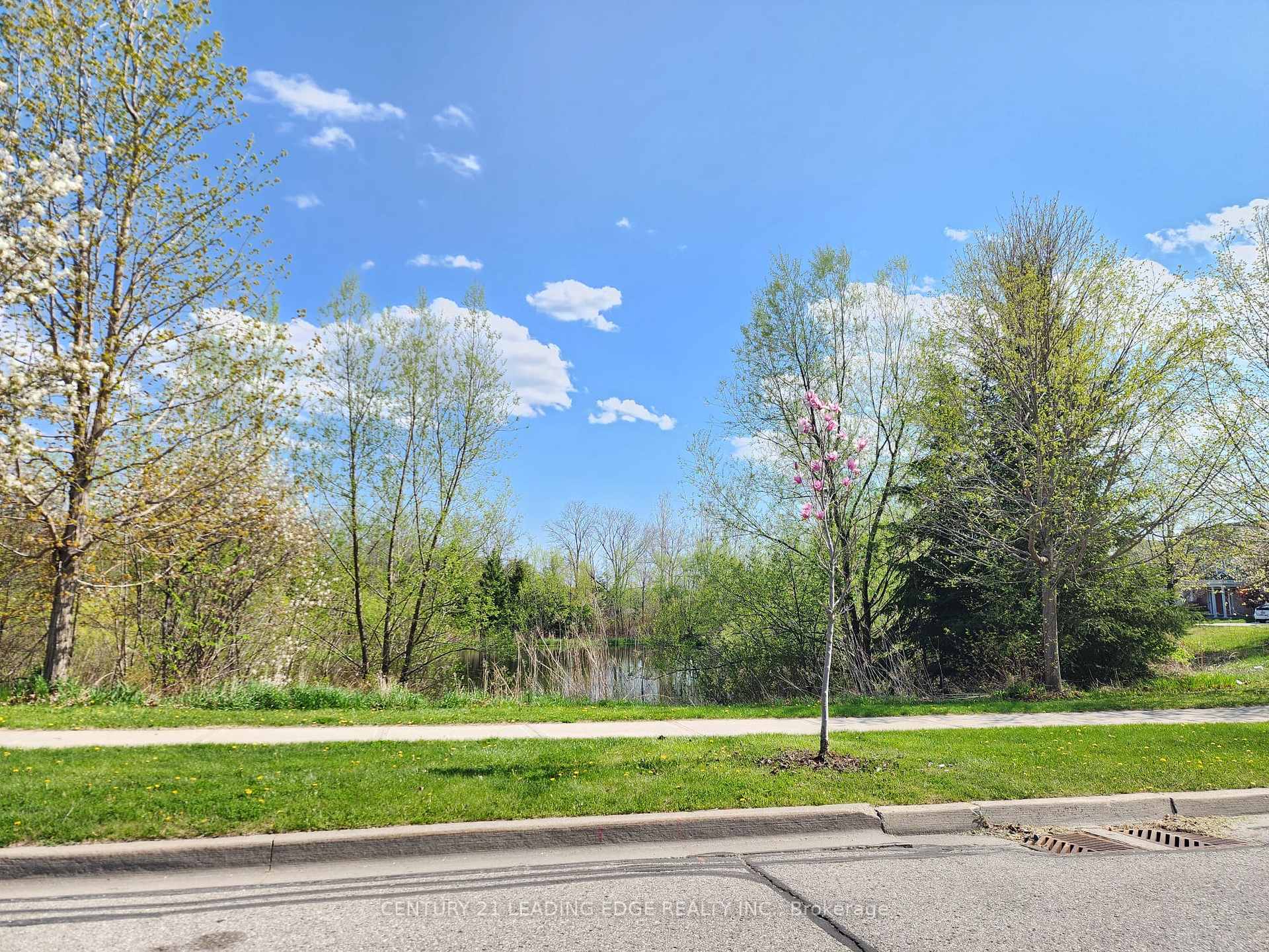 Photo 34 of 6 Castleglen Boulevard, Markham, Berczy — HOMEH