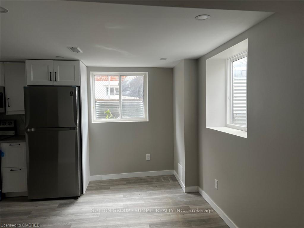 Photo 4 of Unit Basement, 7 Welbourn Drive, Hamilton, Balfour — HOMEH