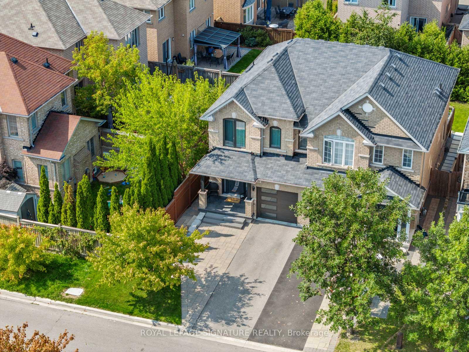 Photo 1 of 12 Barli Crescent, Vaughan, Patterson — HOMEH