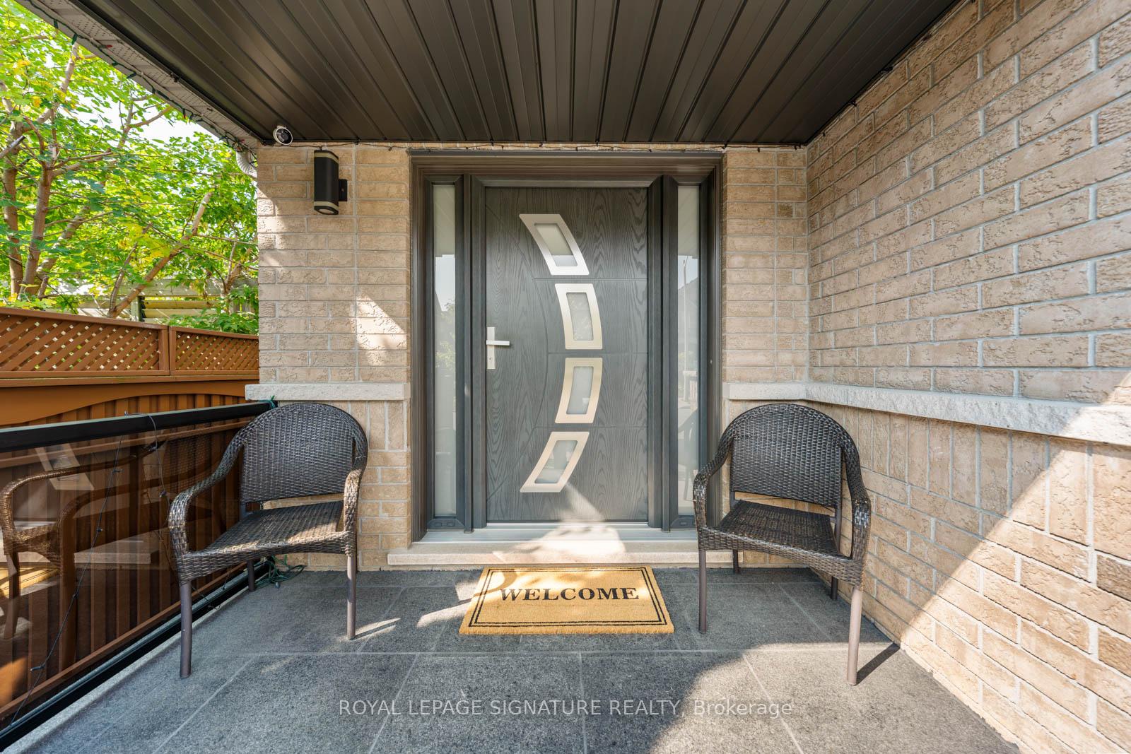Photo 7 of 12 Barli Crescent, Vaughan, Patterson — HOMEH
