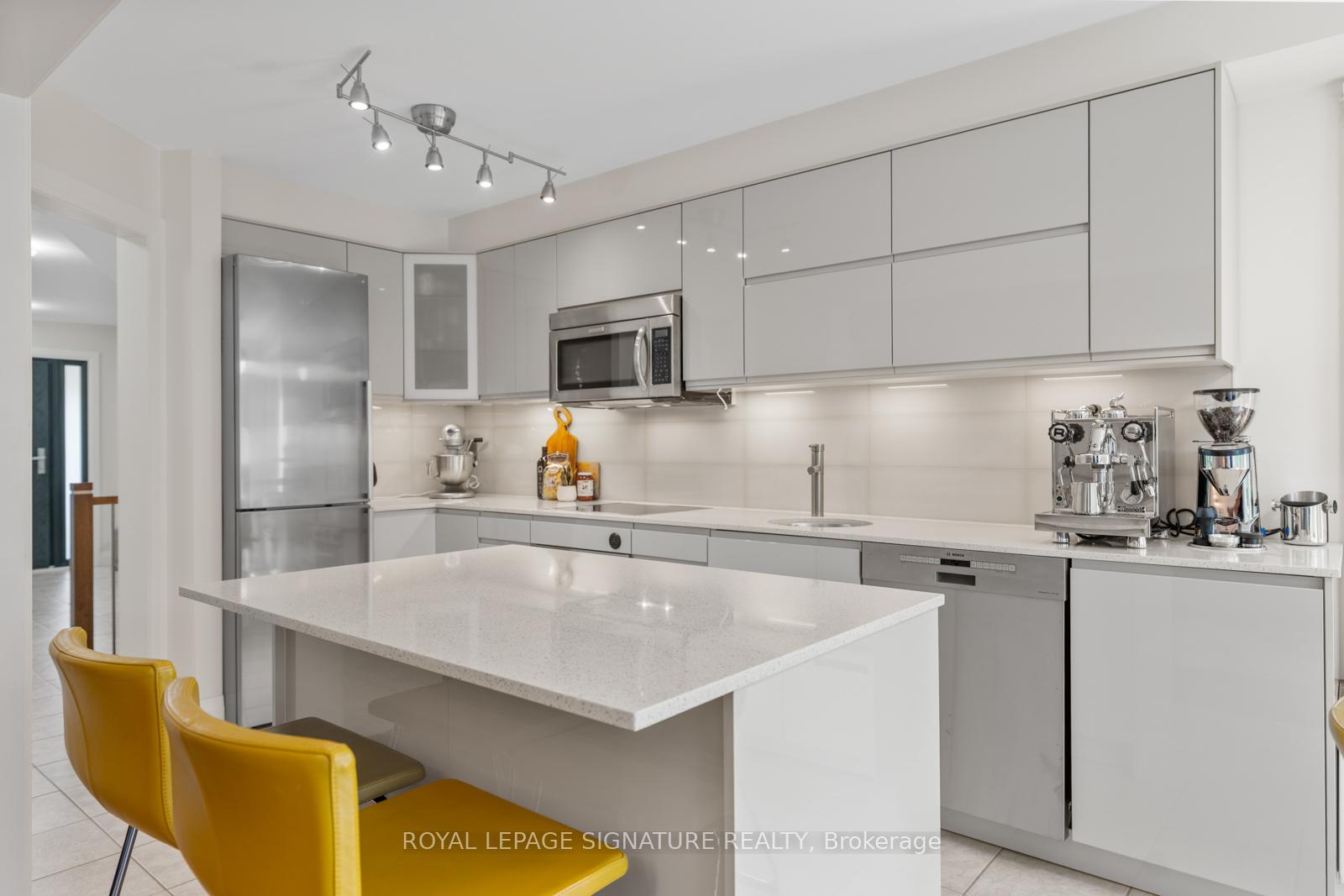 Photo 34 of 12 Barli Crescent, Vaughan, Patterson — HOMEH