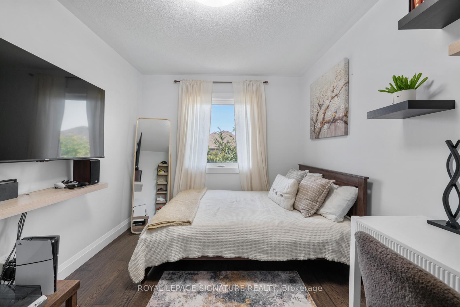 Photo 26 of 12 Barli Crescent, Vaughan, Patterson — HOMEH