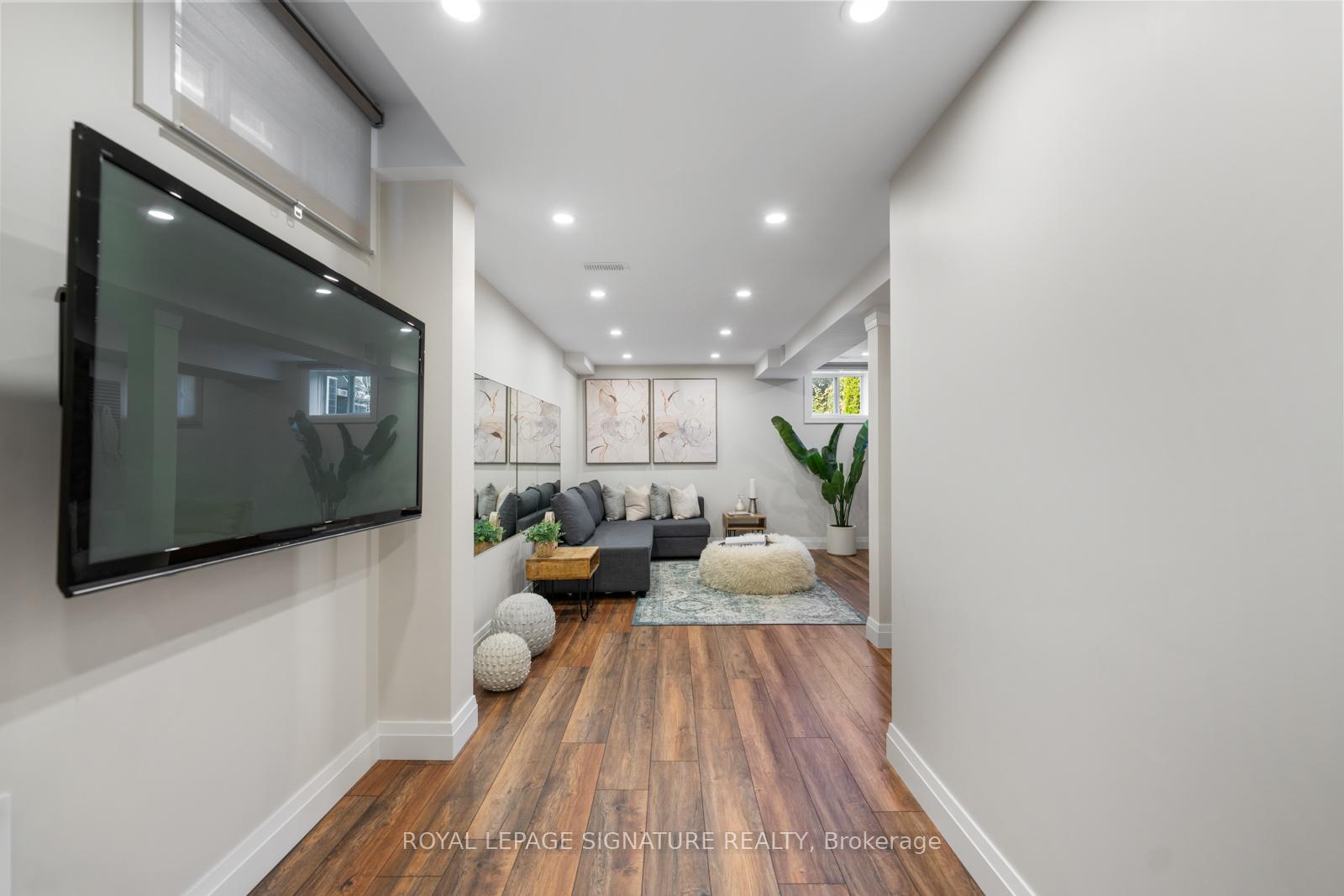 Photo 32 of 12 Barli Crescent, Vaughan, Patterson — HOMEH
