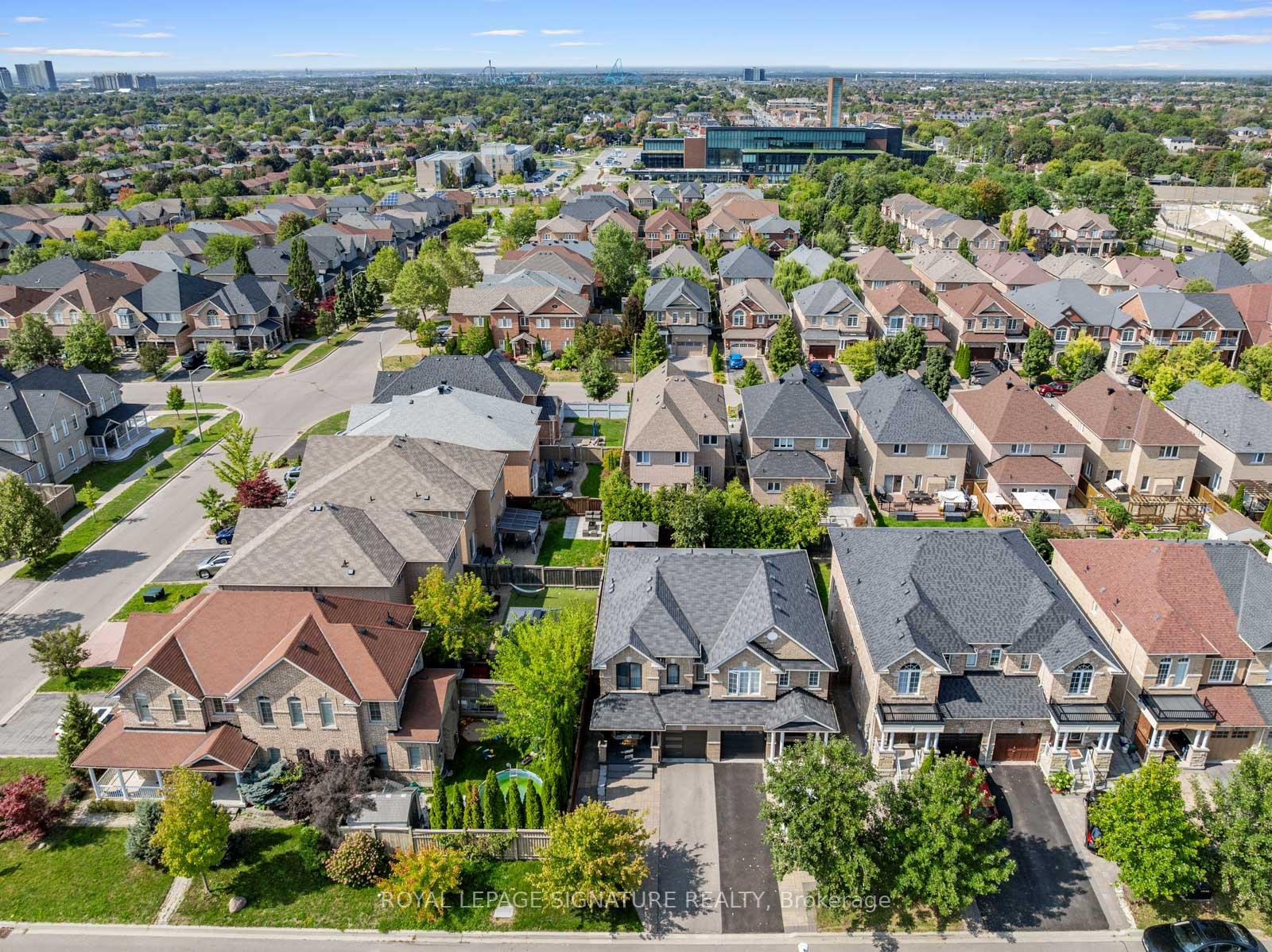 Photo 49 of 12 Barli Crescent, Vaughan, Patterson — HOMEH
