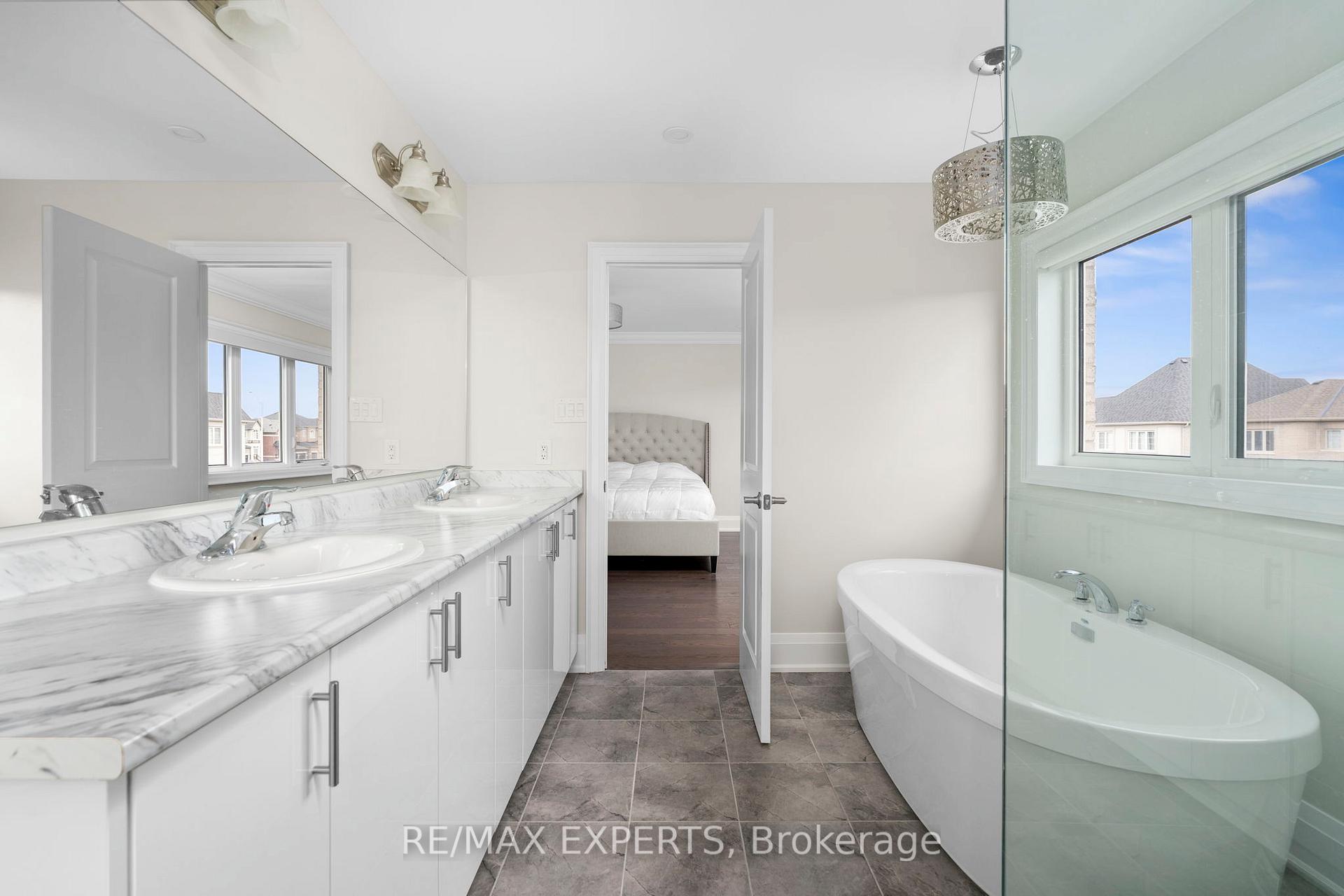 Photo 12 of 1259 Stevens Road, Innisfil, Alcona — HOMEH