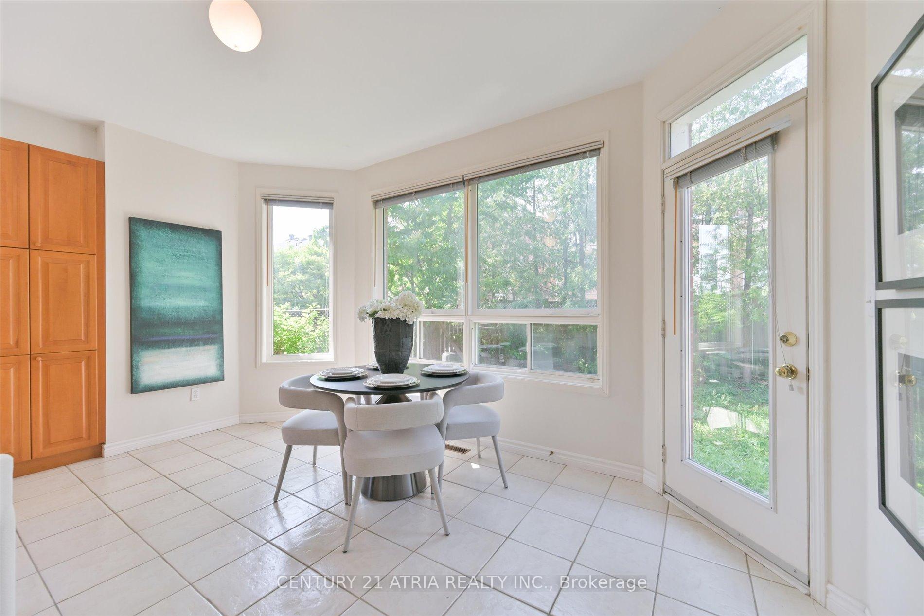 Photo 18 of 54 Castlemore Avenue, Markham, Berczy — HOMEH