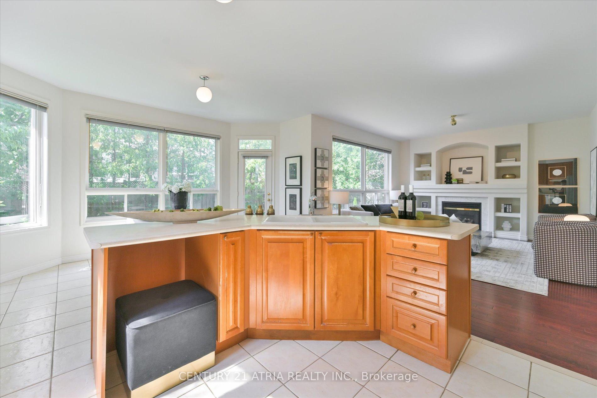 Photo 23 of 54 Castlemore Avenue, Markham, Berczy — HOMEH