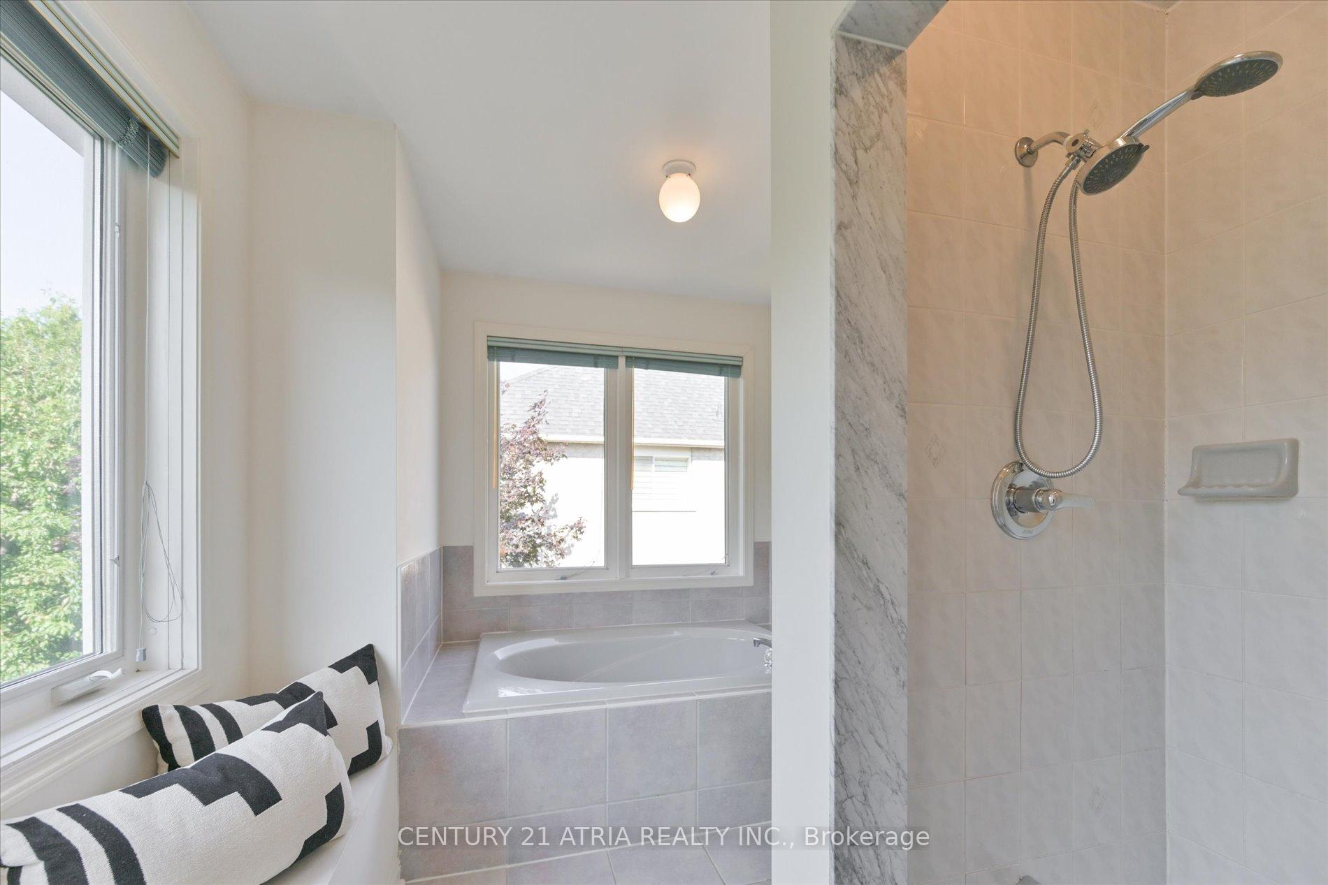 Photo 29 of 54 Castlemore Avenue, Markham, Berczy — HOMEH