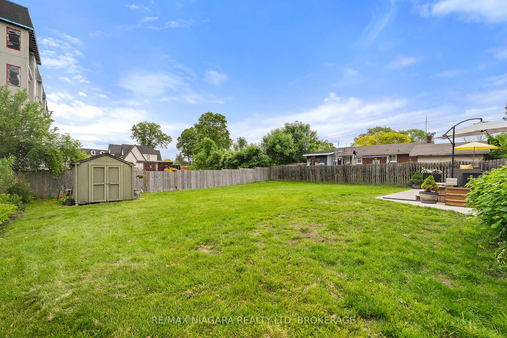 Photo 43 of 25 Oakmount Drive, St. Catharines, Glendale/Glenridge — HOMEH