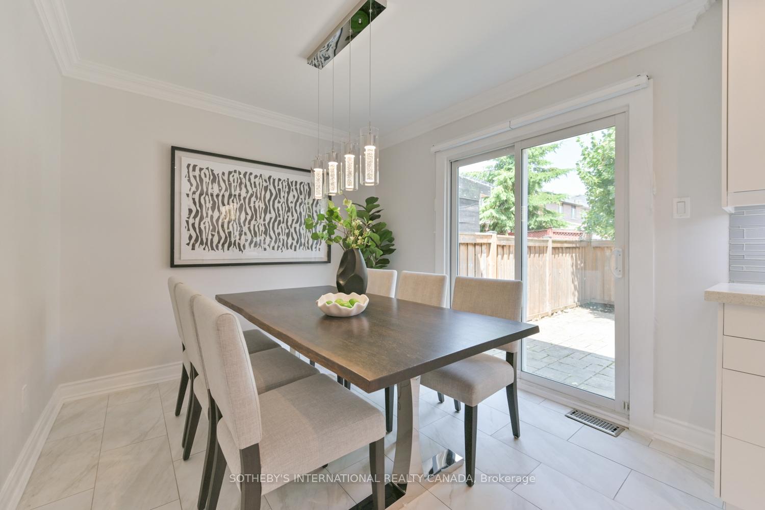 Photo 4 of 50 Comoq Avenue, Vaughan, Vellore Village — HOMEH