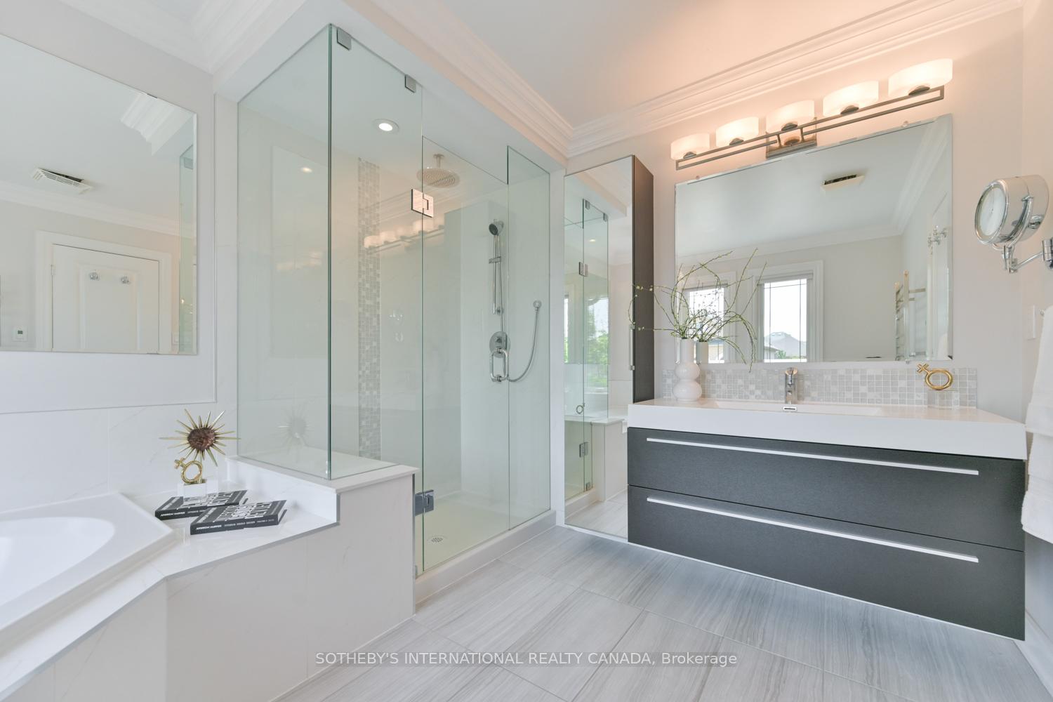 Photo 20 of 50 Comoq Avenue, Vaughan, Vellore Village — HOMEH