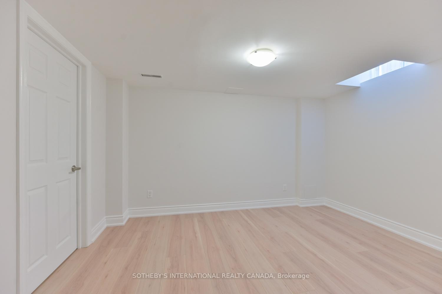 Photo 30 of 50 Comoq Avenue, Vaughan, Vellore Village — HOMEH