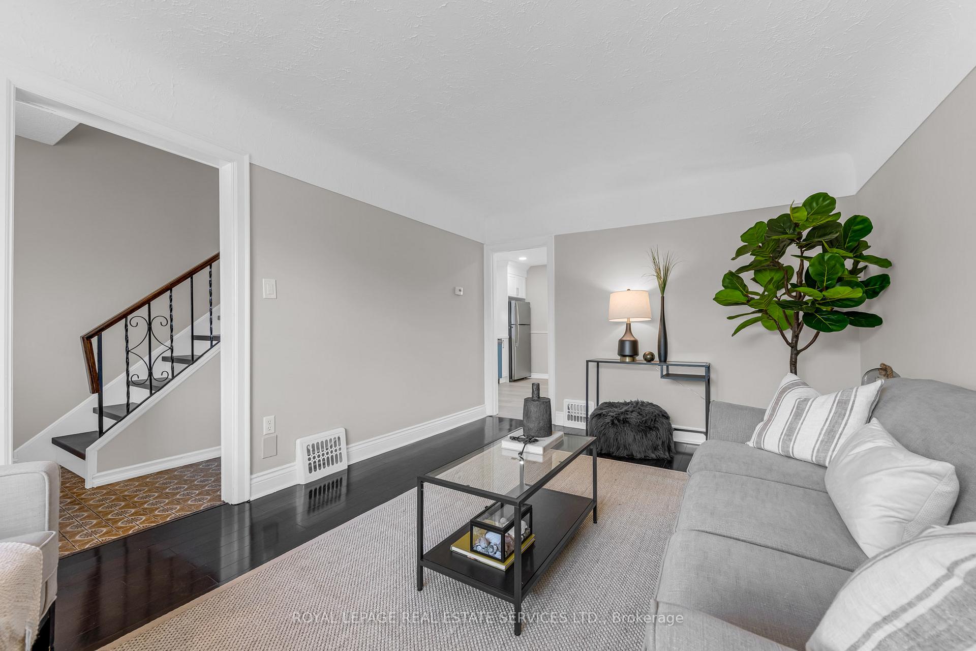 Photo 5 of 294 Cope Street, Hamilton, Homeside — HOMEH