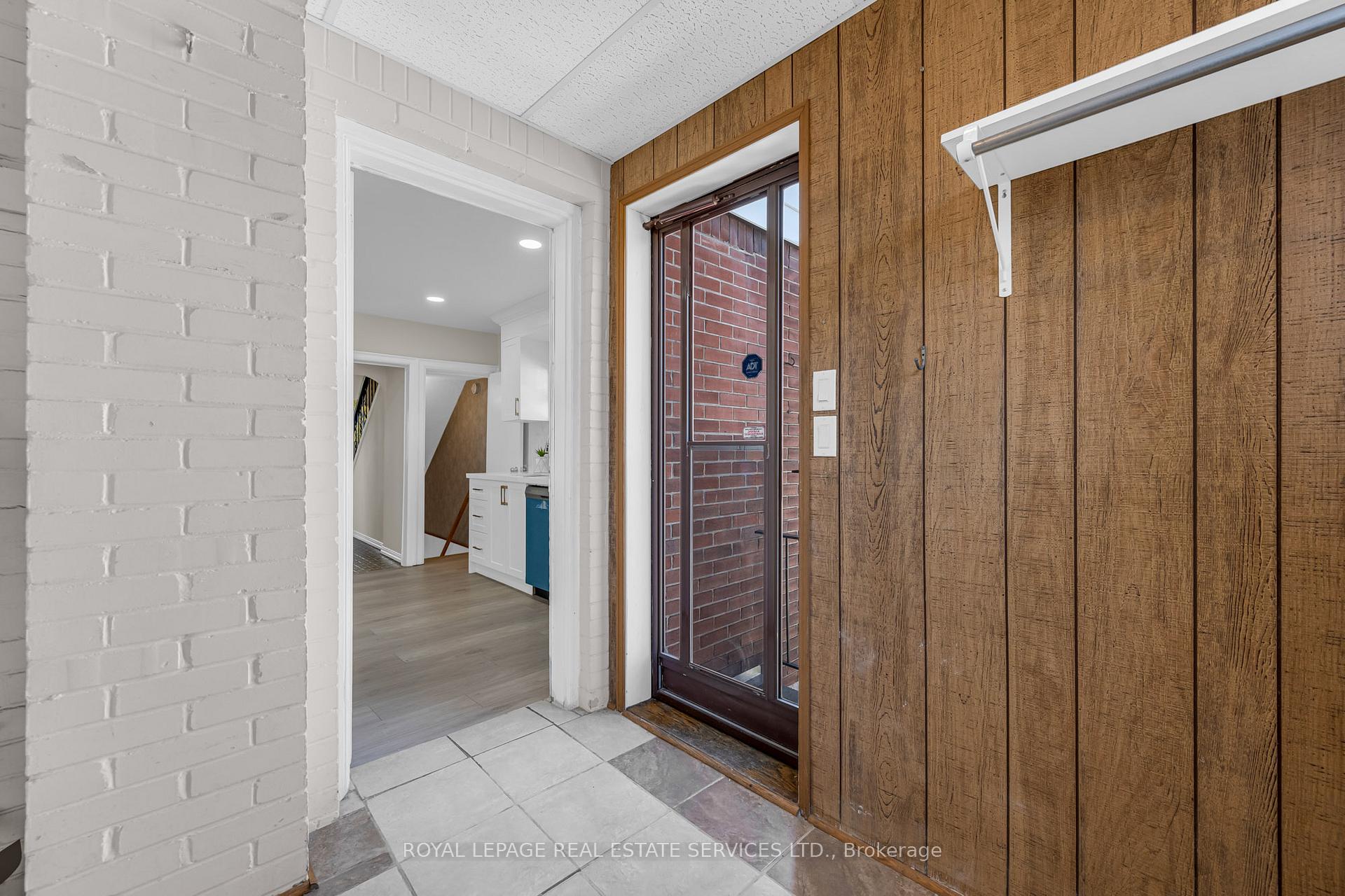 Photo 18 of 294 Cope Street, Hamilton, Homeside — HOMEH