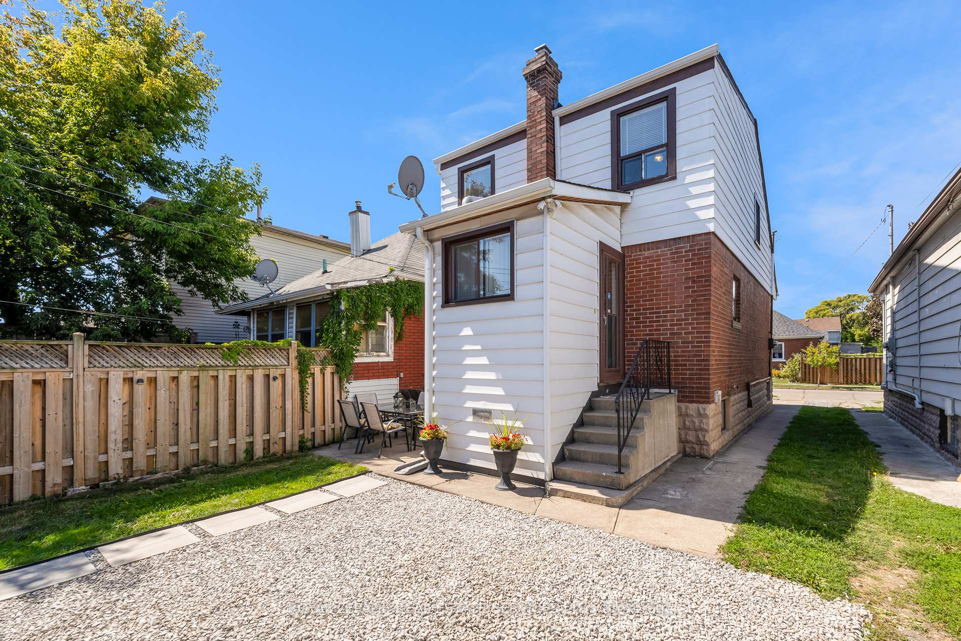 Photo 29 of 294 Cope Street, Hamilton, Homeside — HOMEH