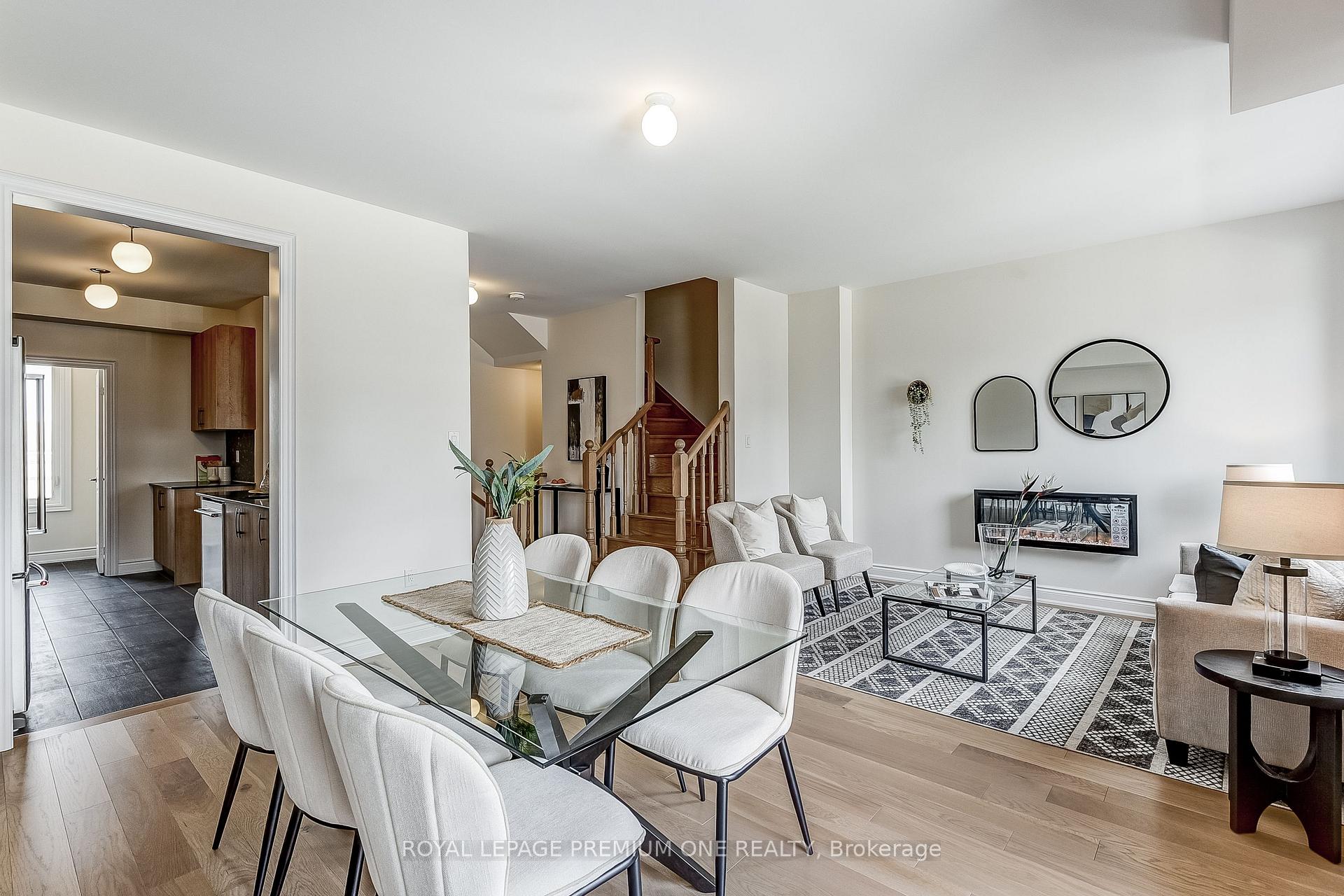 Photo 28 of 141 Tennant Circle, Vaughan, Vellore Village — HOMEH
