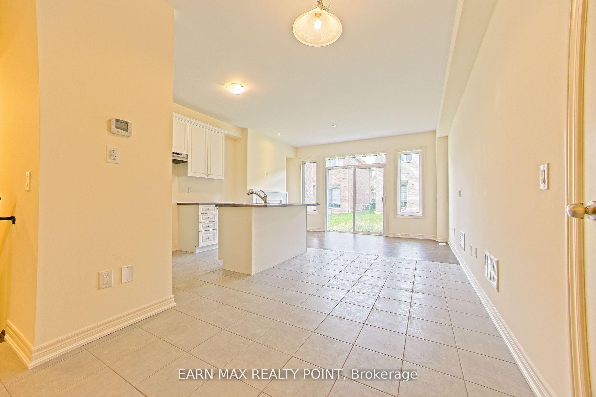 Photo 7 of 6 Gosset Road, Brampton, Northwest Brampton — HOMEH