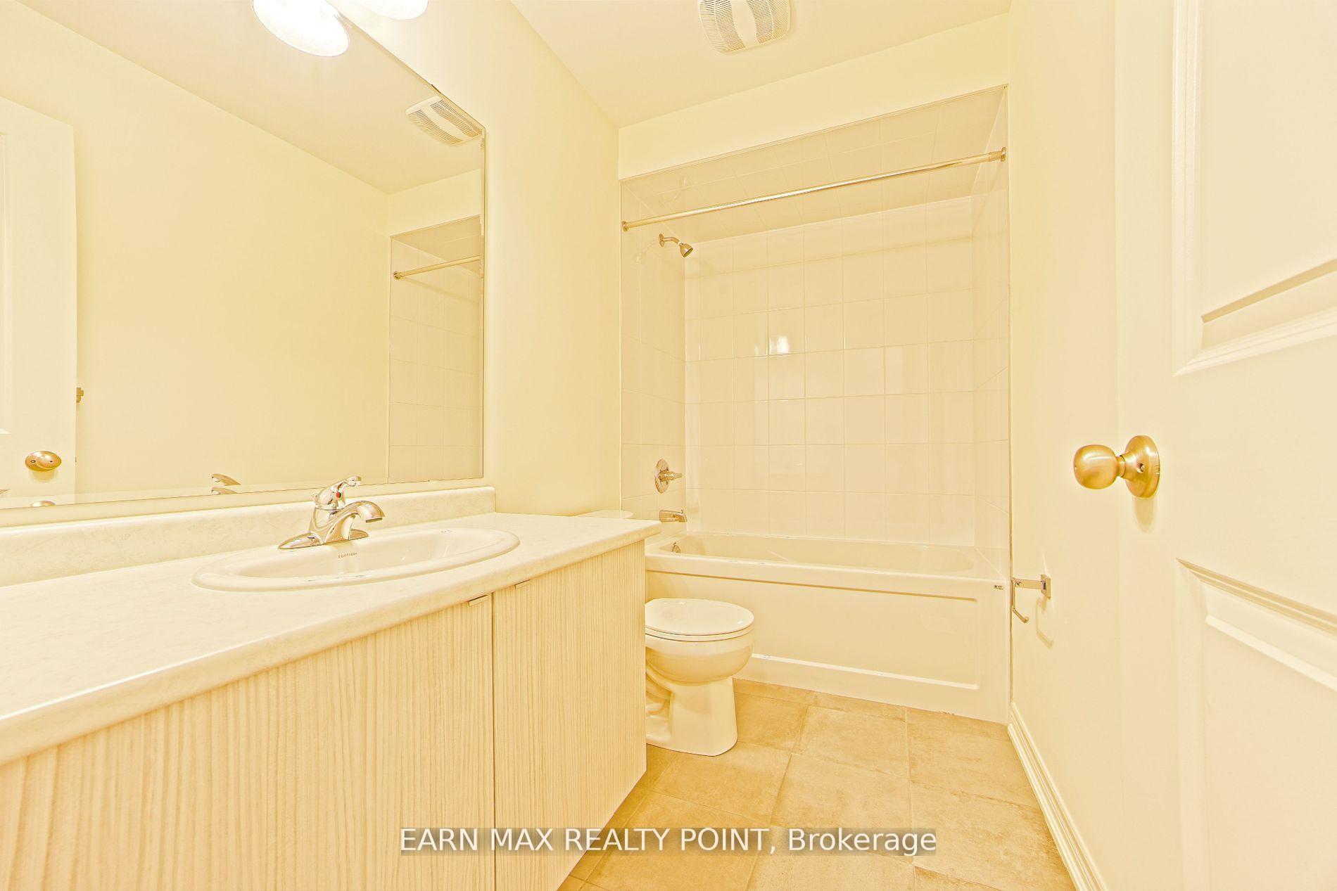 Photo 14 of 6 Gosset Road, Brampton, Northwest Brampton — HOMEH