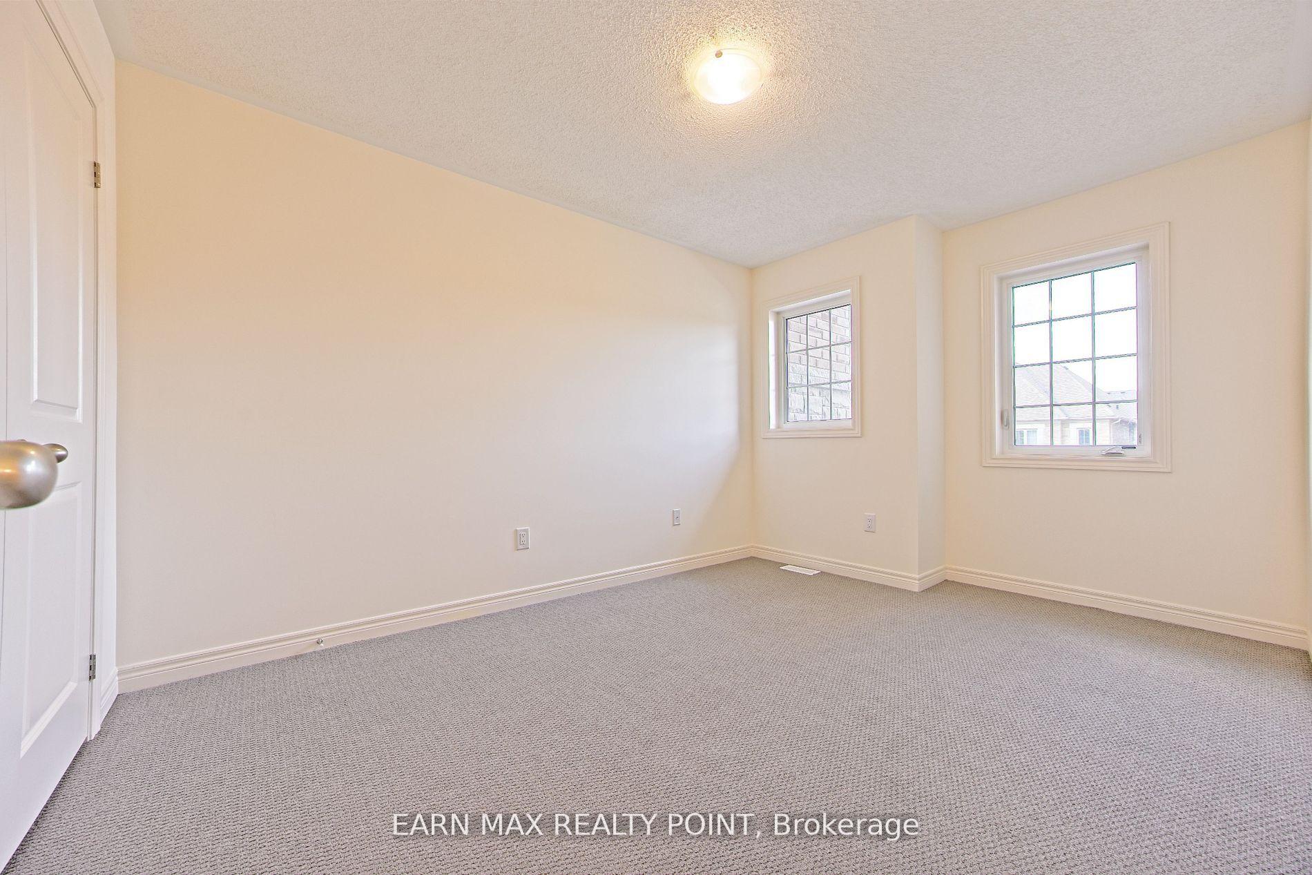 Photo 15 of 6 Gosset Road, Brampton, Northwest Brampton — HOMEH