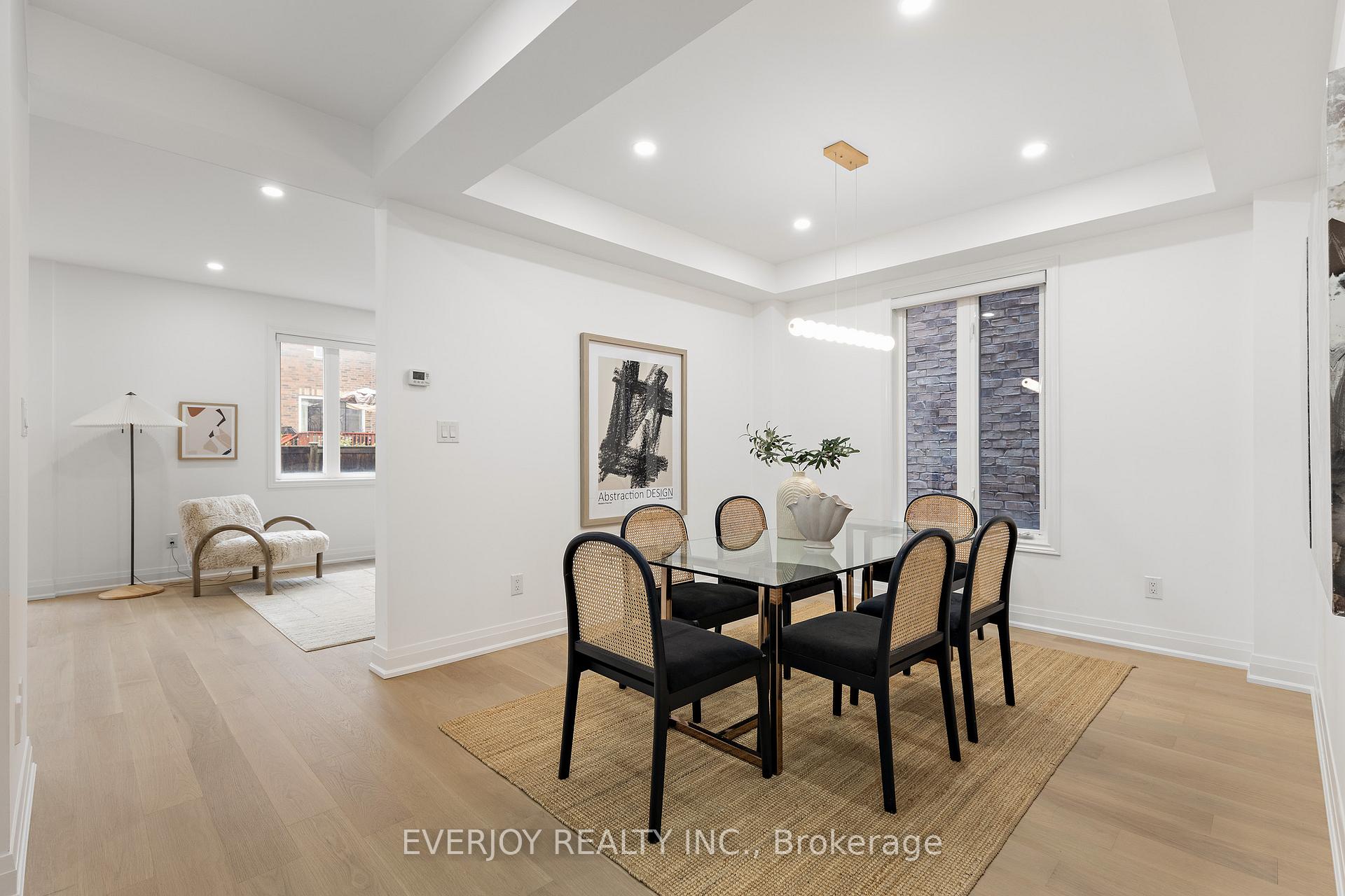 Photo 10 of 20 Wintam Place, Markham, Victoria Square — HOMEH