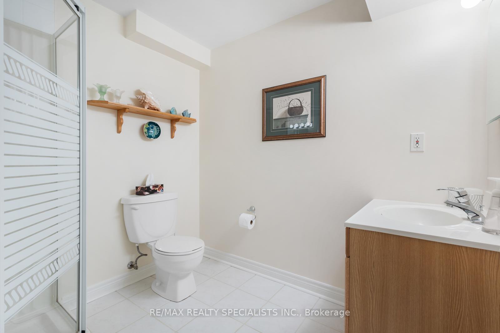 Photo 22 of 27 Bowman Street, Halton Hills, Georgetown — HOMEH