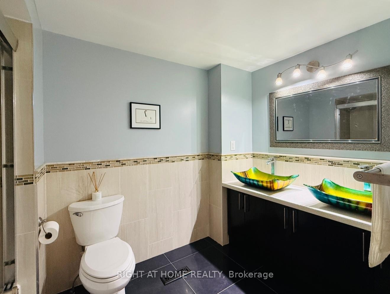Photo 17 of 96 Irenemount Crescent, Markham, Middlefield — HOMEH