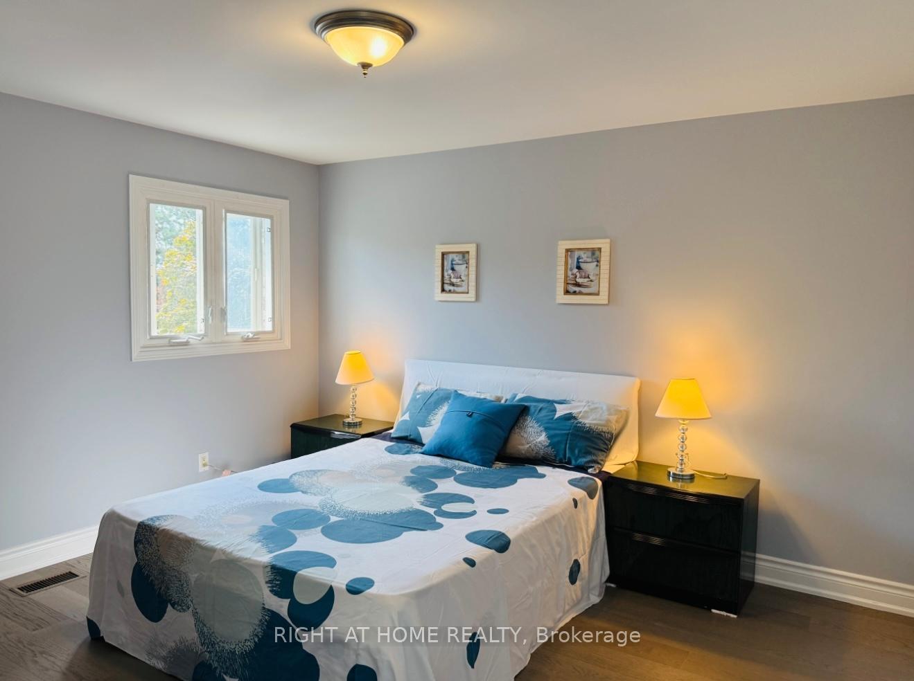 Photo 21 of 96 Irenemount Crescent, Markham, Middlefield — HOMEH