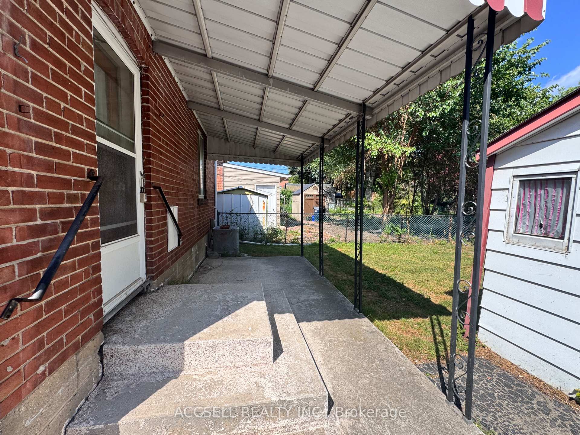 Photo 5 of 493 Dawes Road, Toronto, O'Connor-Parkview — HOMEH