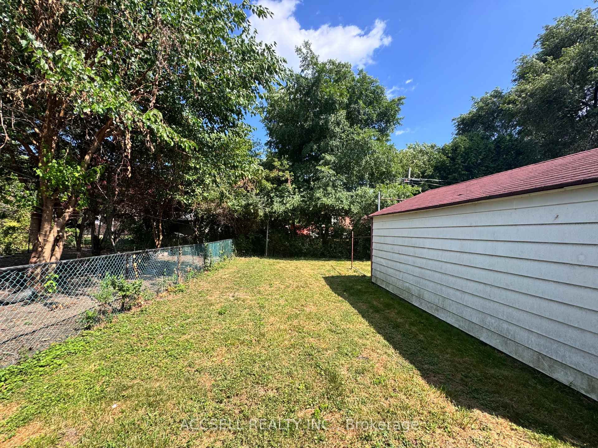 Photo 6 of 493 Dawes Road, Toronto, O'Connor-Parkview — HOMEH