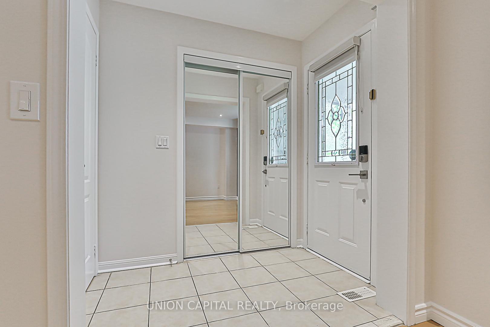 Photo 8 of 533 Bur Oak Avenue, Markham, Berczy — HOMEH