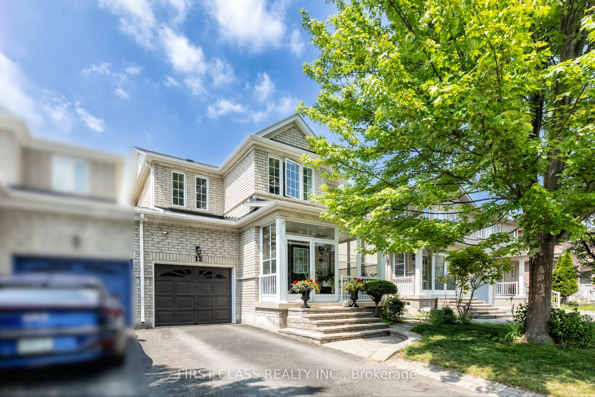 Photo 2 of 12 Charles Sturdy Road, Markham, Berczy — HOMEH