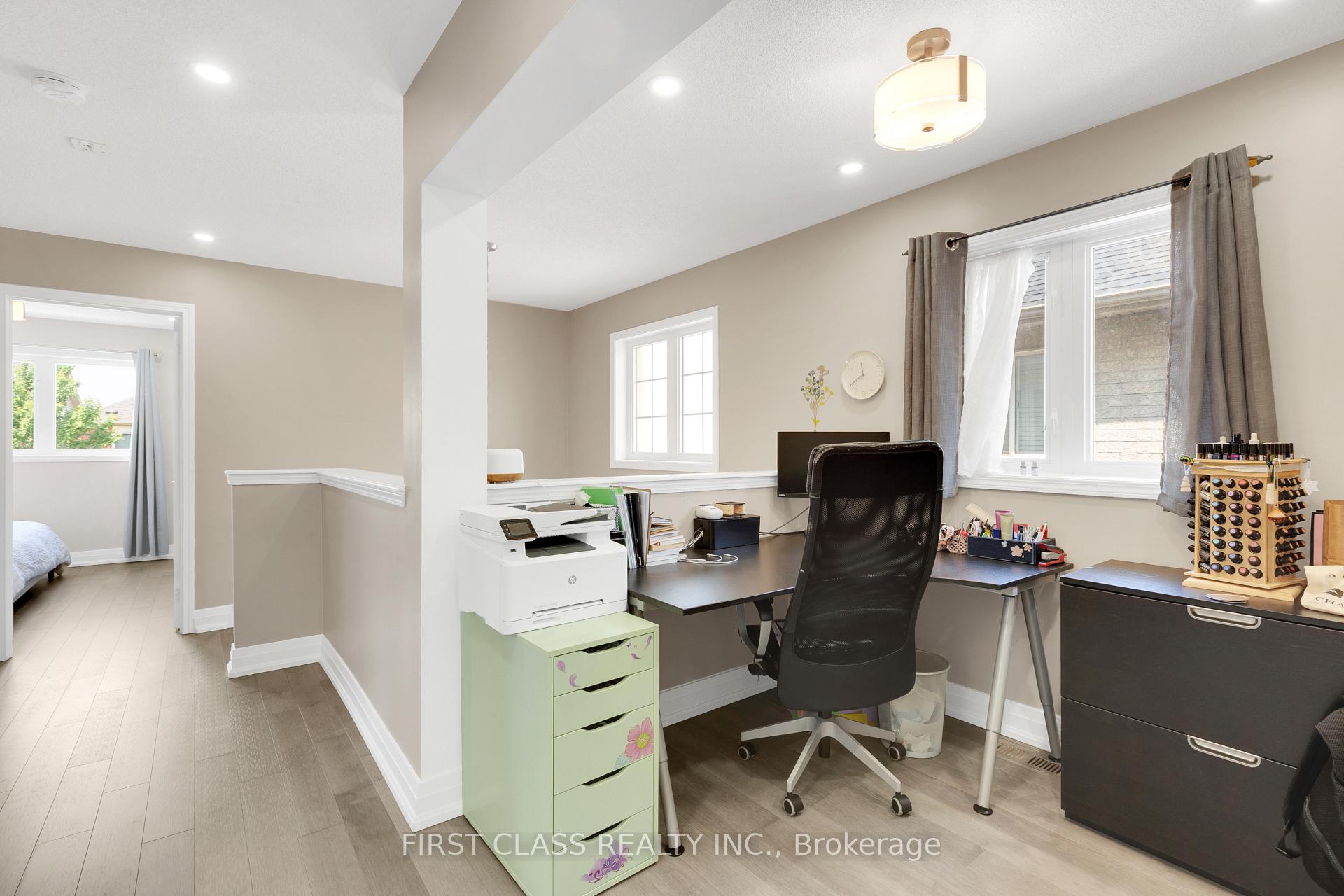 Photo 9 of 12 Charles Sturdy Road, Markham, Berczy — HOMEH
