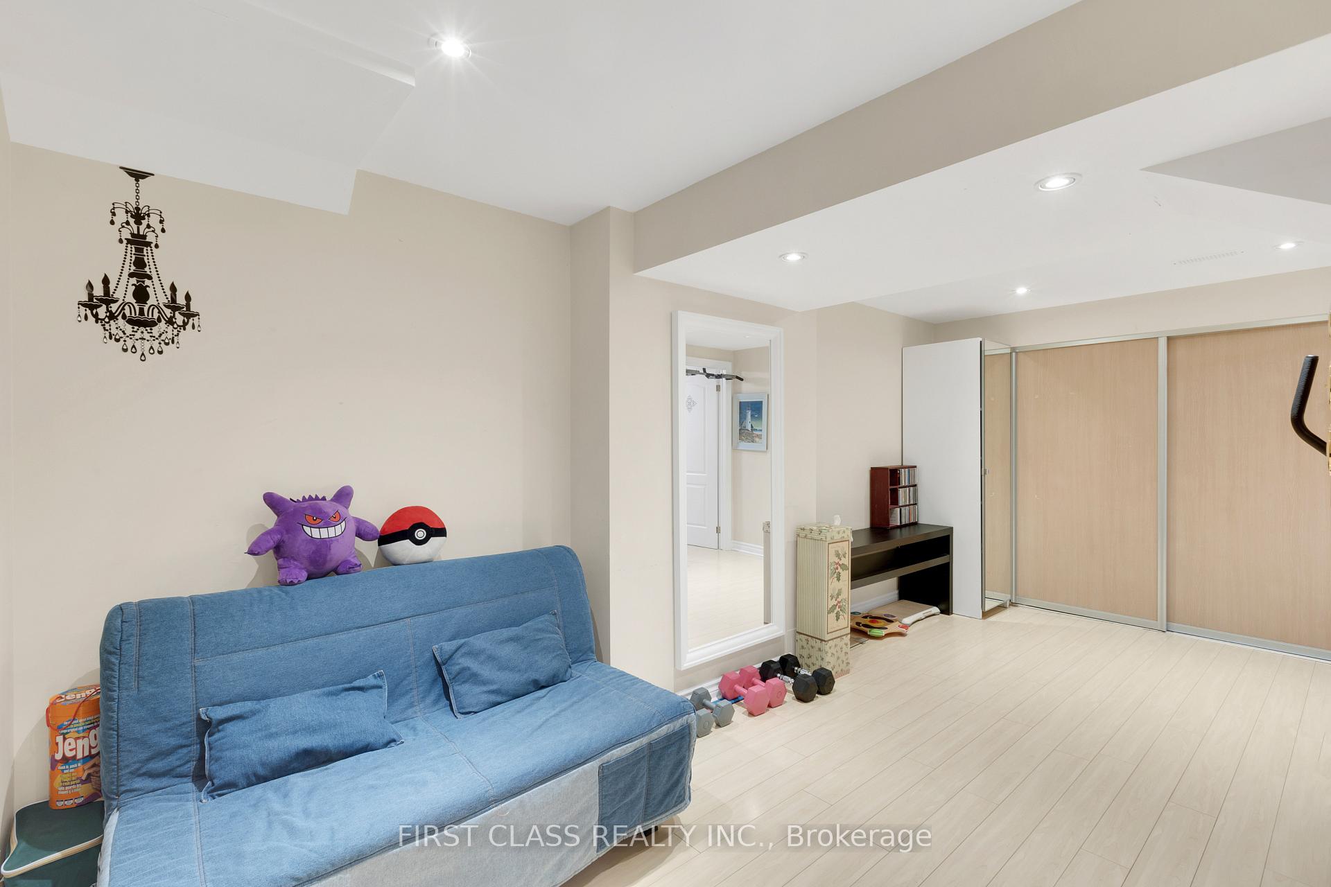 Photo 18 of 12 Charles Sturdy Road, Markham, Berczy — HOMEH