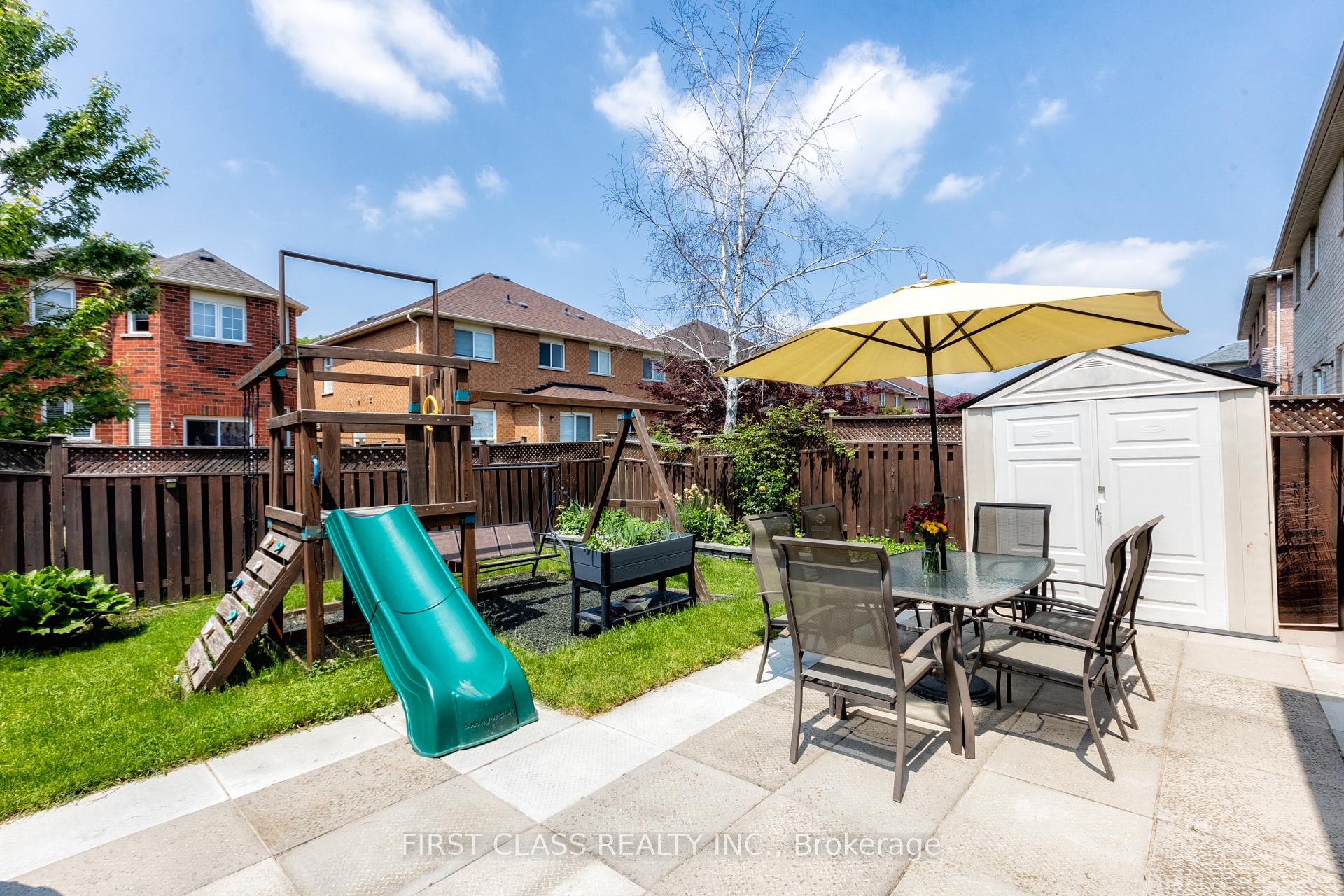 Photo 29 of 12 Charles Sturdy Road, Markham, Berczy — HOMEH