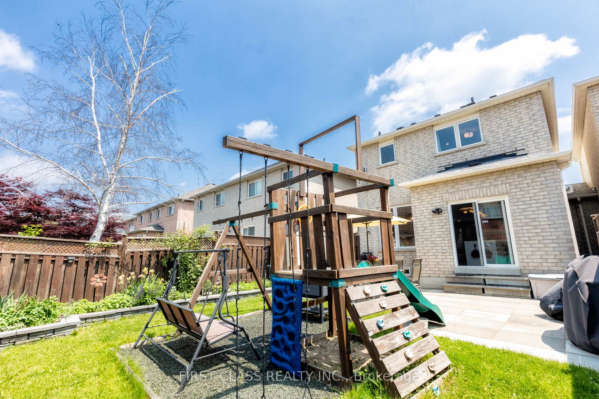 Photo 27 of 12 Charles Sturdy Road, Markham, Berczy — HOMEH