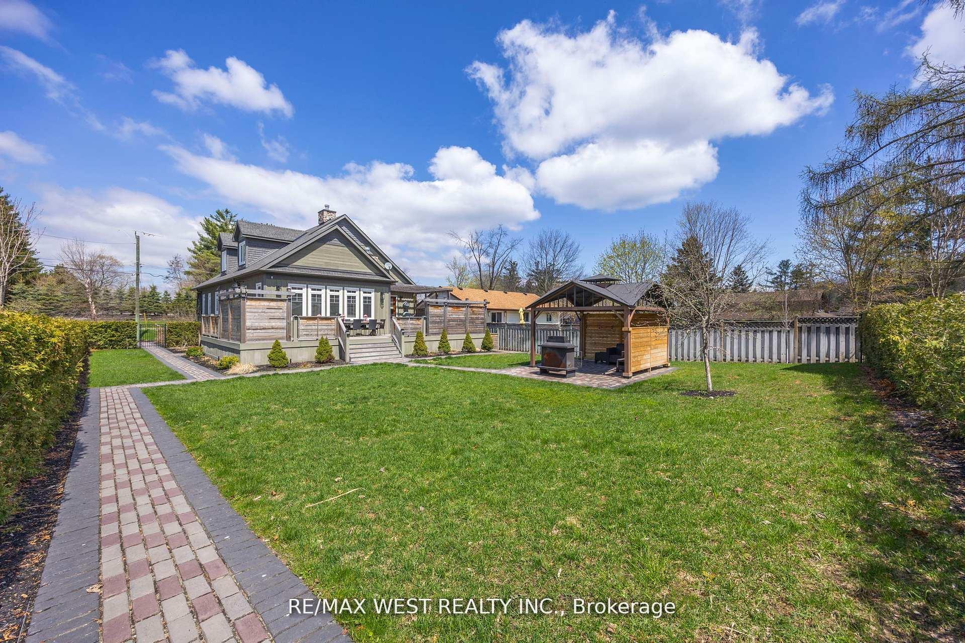 Photo 24 of 3967 Guest Road, Innisfil, Rural Innisfil — HOMEH