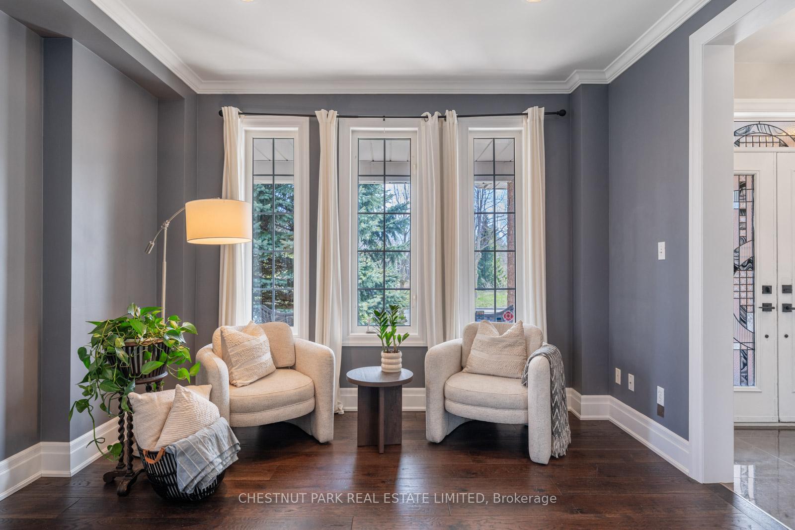 Photo 6 of 122 Herrema Boulevard, Uxbridge — HOMEH